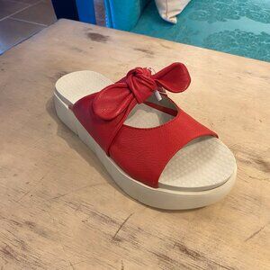 Saydo - Ryle Red - Multiple Sizes (NEW W BOX)